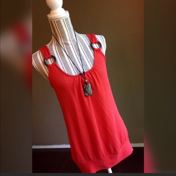 Cute Lightweight Sweater Tank - Picture 2 of 4
